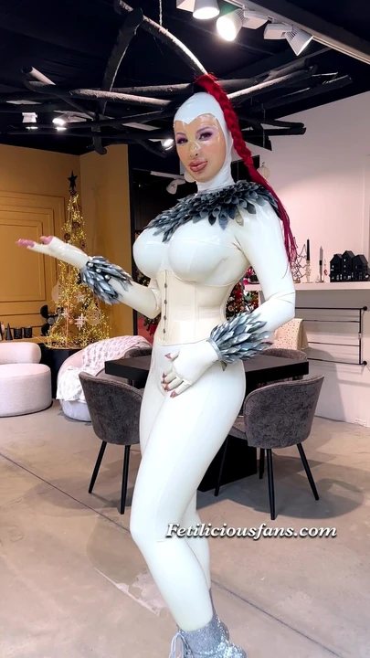 Мисс Fetilicious 2023, рождественская съемка