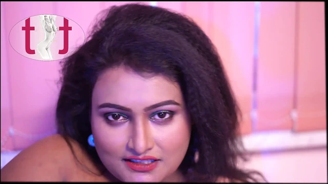 Its Fashion Fiesta - Indian beauty in gorgeous Saree