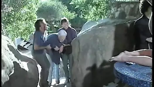 Kirli lezbiyenler birbirlerinin amlarına dildolar tıkıyor