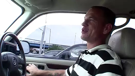 Ateşli evli kadın erkekleri bekliyor