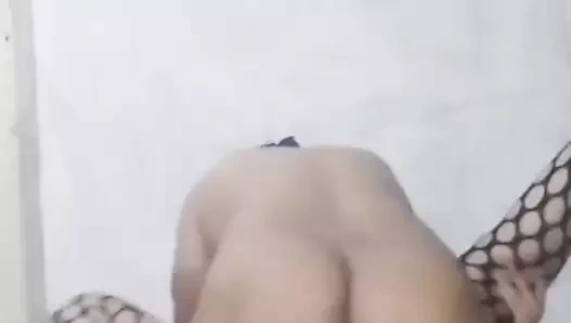 Ben ve karım için ateşli sikişiyor, sikişmeyi eğlenceli ve lezzetli yapan çılgın heyecan ve heyecan