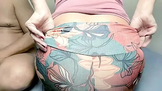 She Wears Tight Leggings to Show off Her Curves in Public Chat.