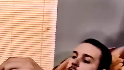 Genç amatör kam üzerinde ilk kez ham şişman horoz alır