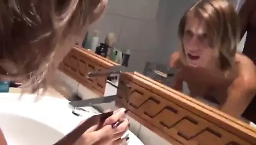 Geiler Anal Creampie In Ihrer Vagina!