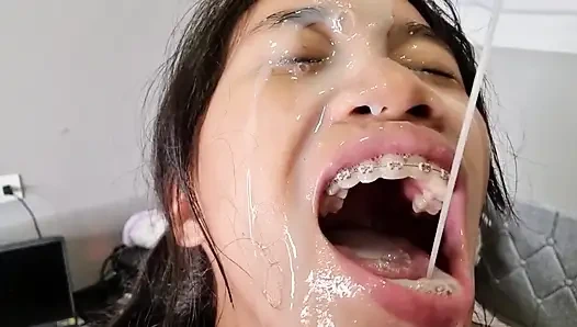 Erkek arkadaşımı 2 yarakla aldatıyor