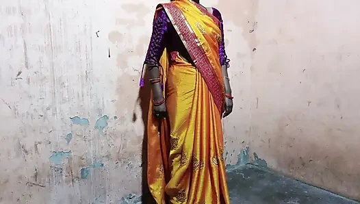 Teyzem Desi Hintli sikişiyor