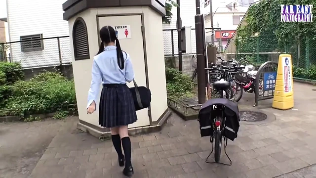 Azdırıcı bir bardak charmer'dan sert bir acele uyandıran kıvrımlara bakmak bölüm 2