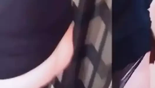 müzik eşliğinde Rayna