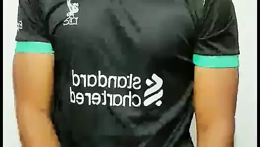 Çok azgın genç Kolombiyalı'nın mastürbasyonu