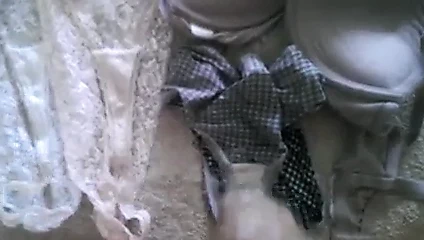 Cum içinde değil benim abla külot