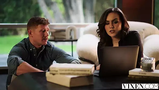 Vixen – yaramaz ve muhteşem freya erkeğini nasıl memnun edeceğini biliyor