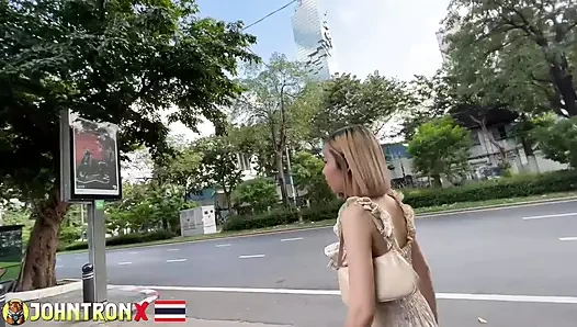 Johntronx - harika amatör Asyalı kızla anal seks döllenmeyle bitiyor