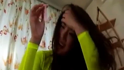 Mavi çorap salıncakta sıcak iffetsiz esmer