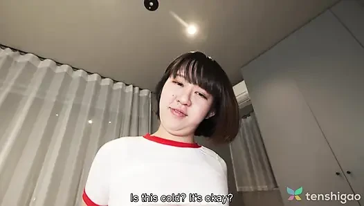 Japon sürtük Kanata Futaba vahşi seks yapıyor.