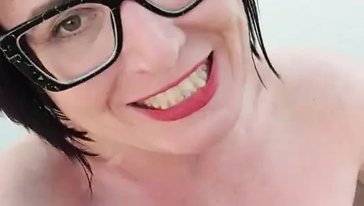 9 saniyelik fışkırtma ile göbek deliği sayesinde orgazm