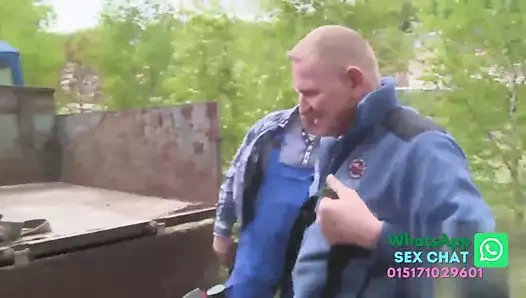 Zwei deutsche Arbeiter ficken junge deutsche Pussy