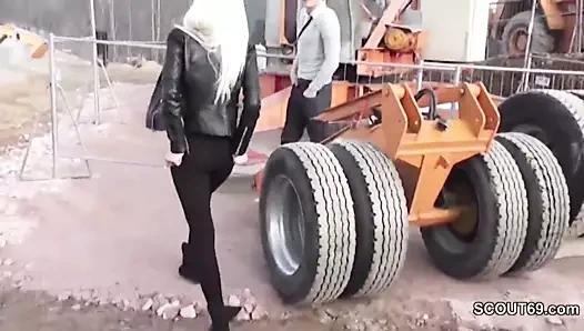 Alman sıska genç fahişe almak sikme tarafından büyük adam için para