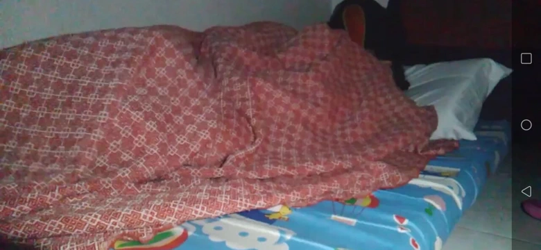 Eyvah torunumun erkek arkadaşıyla aynı yatağı paylaşıyor beklenmedik bir döllenmeyle bitiyor.