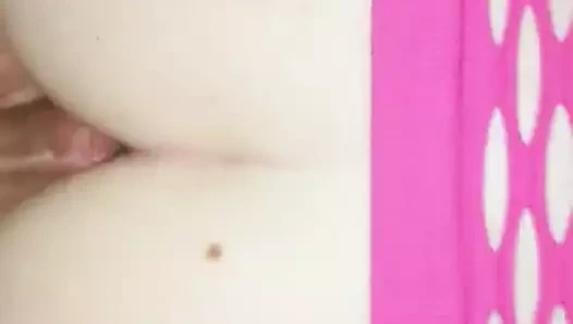 Pembe kıyafet ve sırt kaşıma! :p