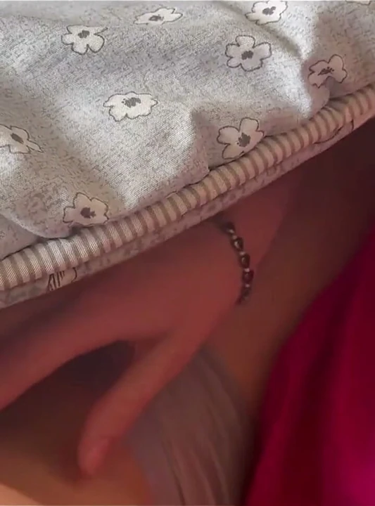 Ateşli sürtük kız arkadaşımdan inanılmaz oral seks