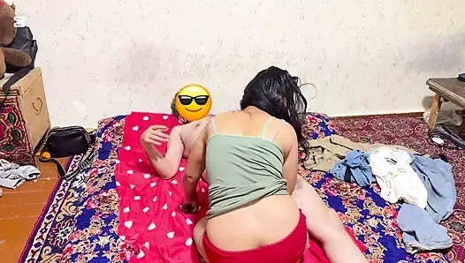 Komşu mu temizlik yaparken gördüm sikistik