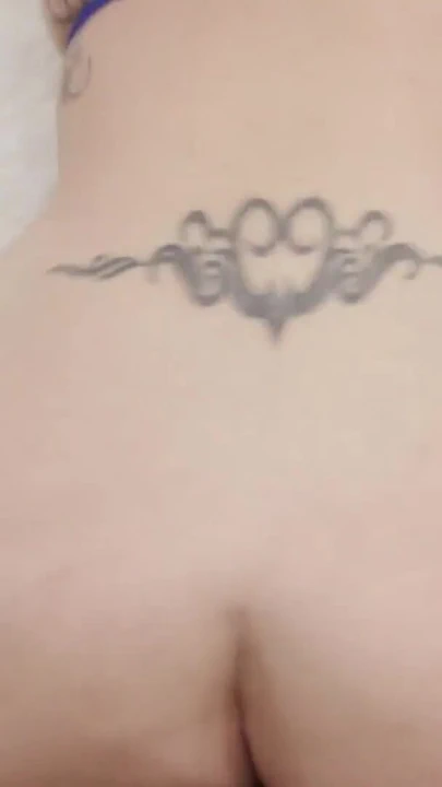 Tombul mz dani büyük götünü Brickzilla'nın yüzüne sallıyor! | Klip 3