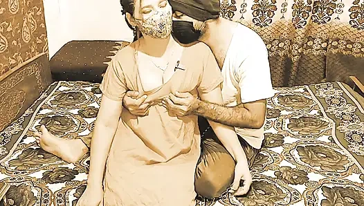 Hintli kadın ji ateşli figür