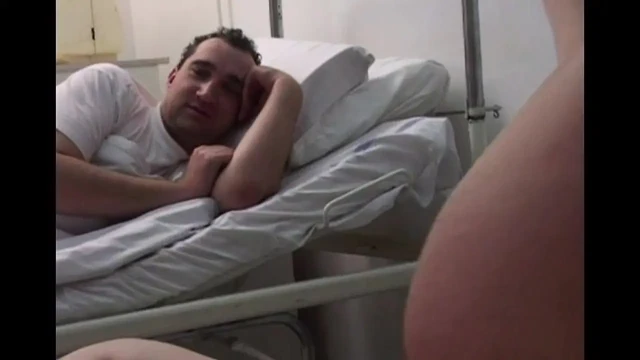 Eşcinsel Arkadaşıma İlk Kez Hamileyim