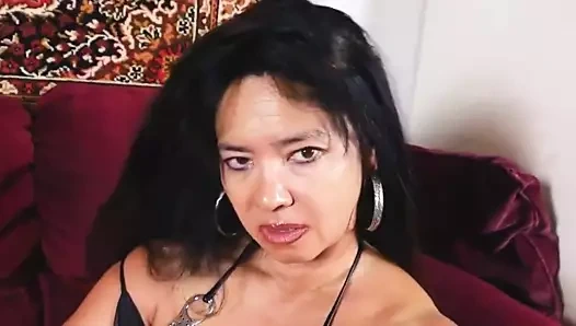 Büyük memeler kaba seks seven busty olgun anne üvey büyük di