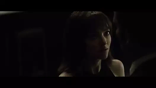 Amanda seyfried - anon (2018) seks sahnesi