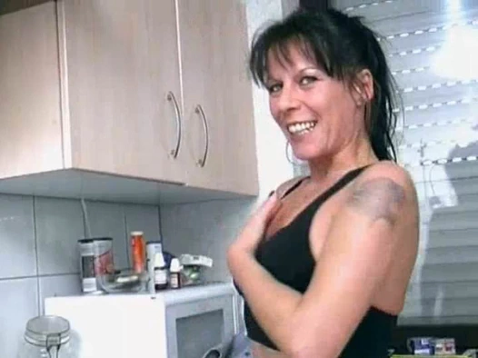 nine sürtük mastürbasyon ile banana sonra pissing