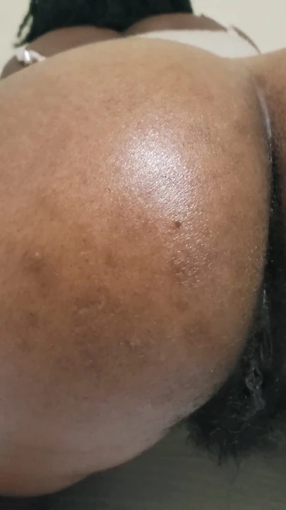 Волнующий момент из "Не могли бы вы ввести свой хуй медленно в мою киску?"