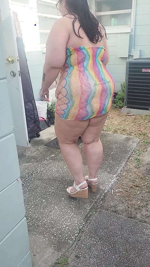 Gökkuşağı elbisem