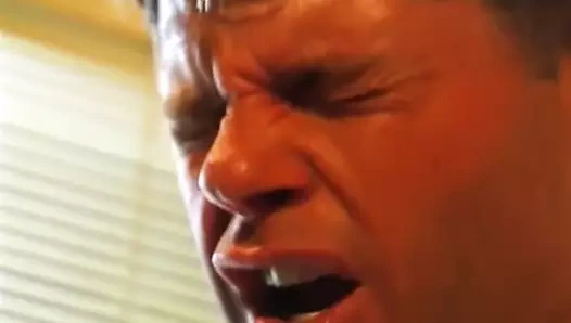 genç sıcak sarışın alır bir yüz