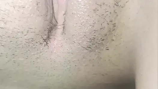 Gerçek ve doğal tepkilerle amatör ev yapımı