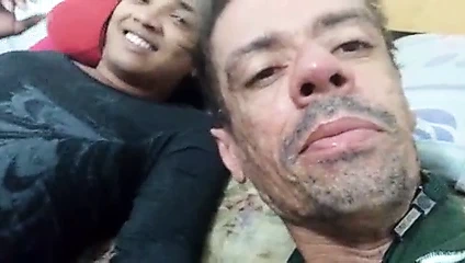 Mamando uma trans e tomando leitinho