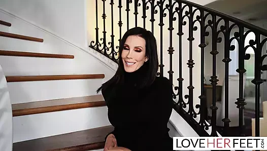 Shay manzaraları ile Joi alay