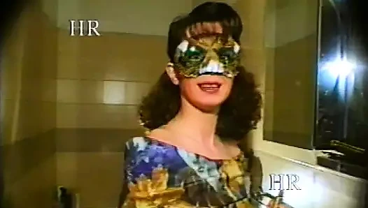 Bu çok çirkin! anneye gönderilen pornografik videolar – 90'lar #1