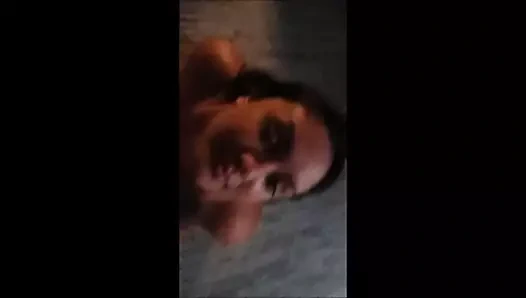 Siyah çük bebek meyilli yüz için the sıcak milf