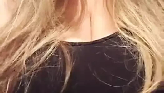 Yanıp sönen şaşırtıcı memeler 2