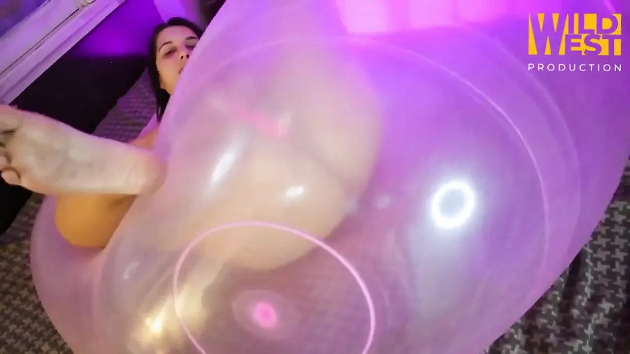 Büyük wubble topuna binip fışkırtıyor