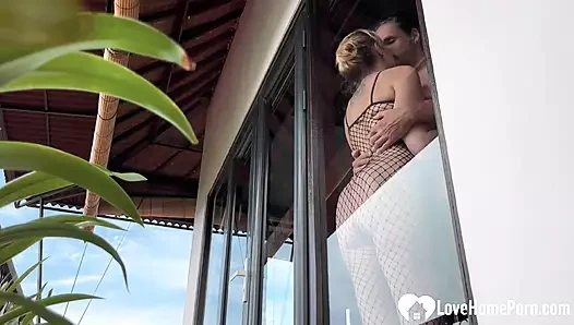 Sabah ayakta domalma ve oral seks