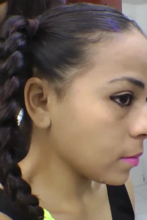 Giant vs extra mini girl domination - Ana Claudia And Mini Mi