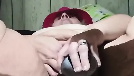 Büyük yarak sadece bir kez yapılmadı 3 kez boşalıyor ve hala pompalıyor