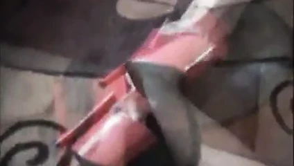 Sıcak bacaklar kırmızı platform yüksek topuklu ayakkabılar