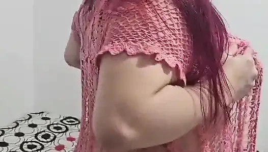 Baştan çıkarma striptiz klitorisi büyük sert emiyor