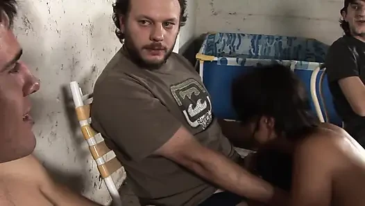 Kaltak birçok yarağı tatmin ediyor