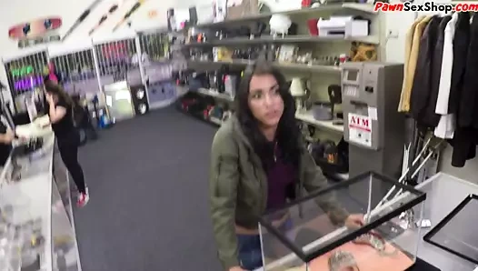 Busty Latin rehinci bebek ile ganimet becerdin pov tarafından manager