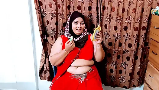 Morjena seksi kız arkadaşımın yumuşak dudaklarına ruj sürmesine dayanamadım, bu yüzden beni üstüne attırdı.