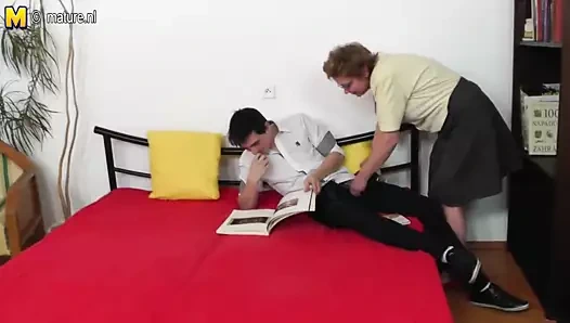 Old mature slut step mom fucking her boy toy